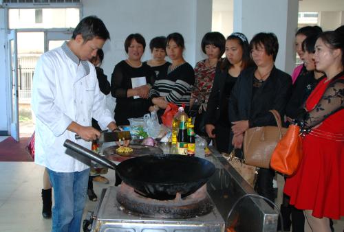 成都厨师学校如何选择