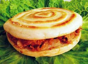 成都小吃培训靠谱吗,教技术教配方,包学会为止