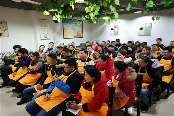 小吃培训如何选择？小吃实体店和培训学校的区别