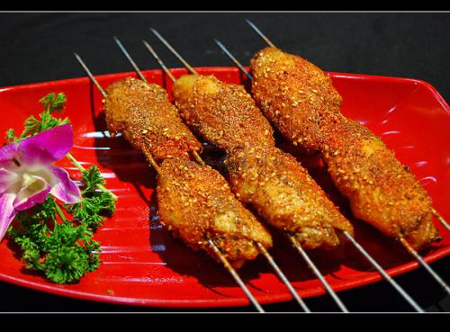 成都小吃培训学校哪里好,教技术教配方,包学会为止