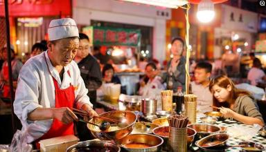 学技术开面馆做生意一年可以赚多少钱？