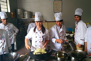 参加厨师短期培训新手小白应该知道的行业“潜规则”