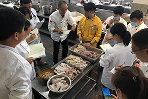 四川正宗卤菜培训，川菜美食培训汇带你掌握卤菜制作技能