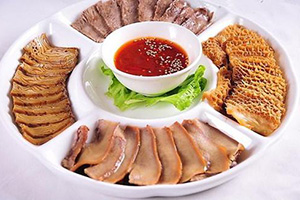 湖北武汉四川卤味熟食卤肉现捞培训加盟哪家靠谱比较好？
