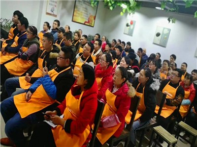 四川哪里学做火锅,学做火锅去哪里呢?