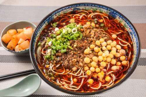 四川成都开面馆学做面要多久？