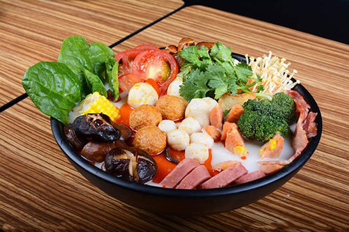 开冒菜店好还是火锅店好？