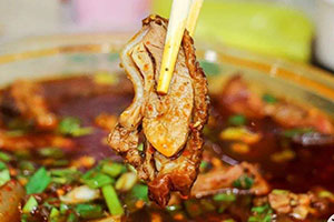 如何经营才能更好的做好冒菜店（开家冒菜店怎样提高创业存活率）