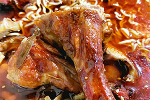 投资一家冒鸭子店需要多少学费？（开家冒烤鸭店需要多少钱）