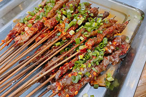 成都学特色烧烤技术哪里能够学，成都特色烧烤培训哪里有？