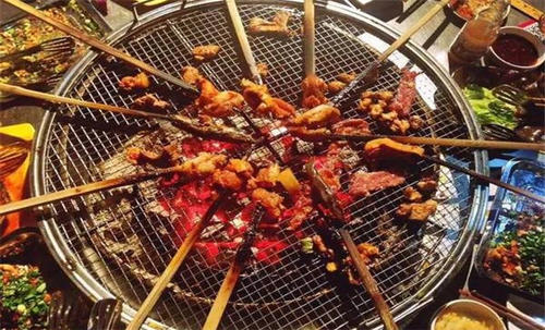 成都西昌烧烤培训学校给您细讲该怎么选择西昌火盆烧烤网
