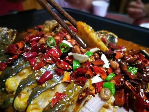 成都龙泉驿学烤鱼技术去哪里,成都龙泉驿烤鱼培训班