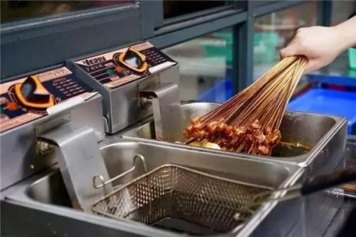 川菜汇炸串加盟学费多少钱?投资开串串店风险大吗?