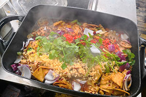 正宗诸葛烤鱼加盟机构-小本付出创业快加盟0烦恼