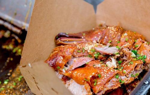 简单易学的快手网红铁板烤鸭成都哪里可以学？